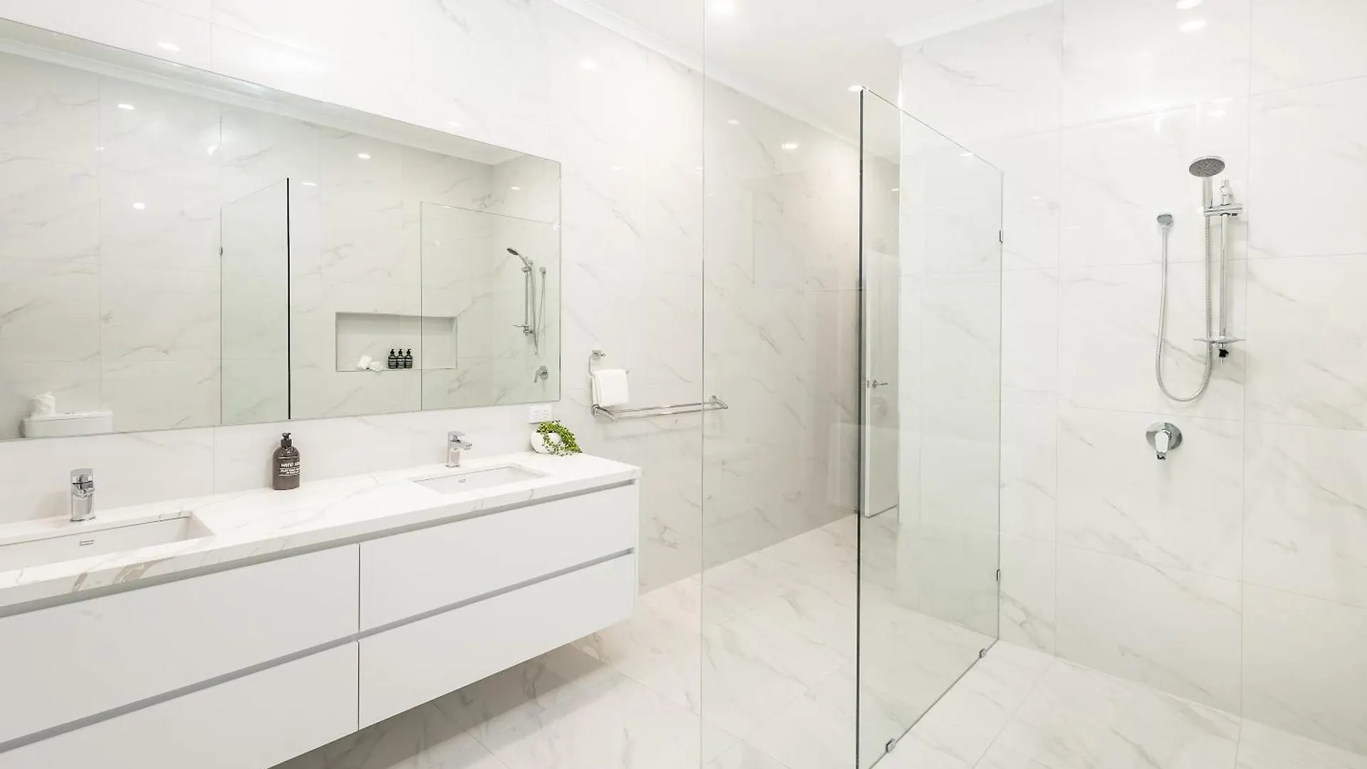 Clifton Cove - A Luxury Escape By The Beach Clifton Beach 0*,  Austrália