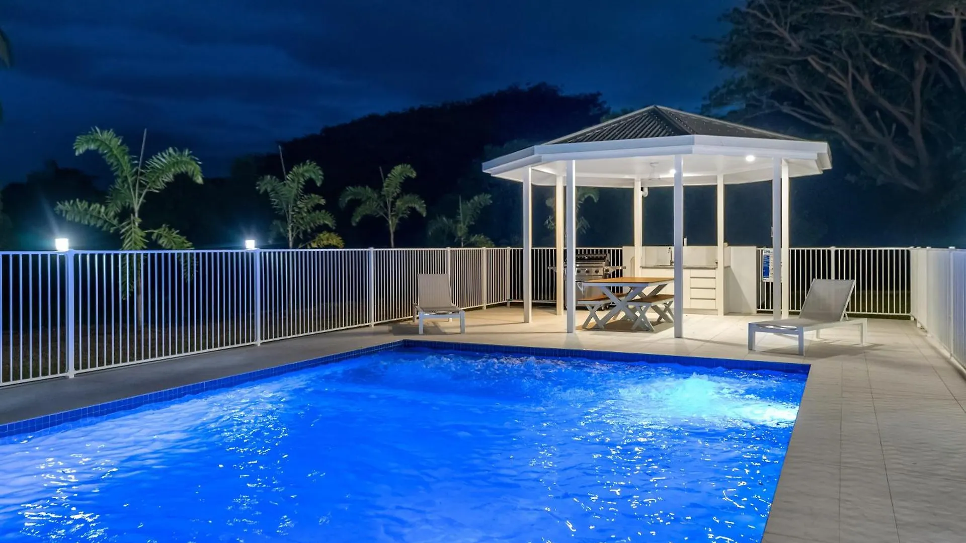 Clifton Cove - A Luxury Escape By The Beach Clifton Beach 0*,